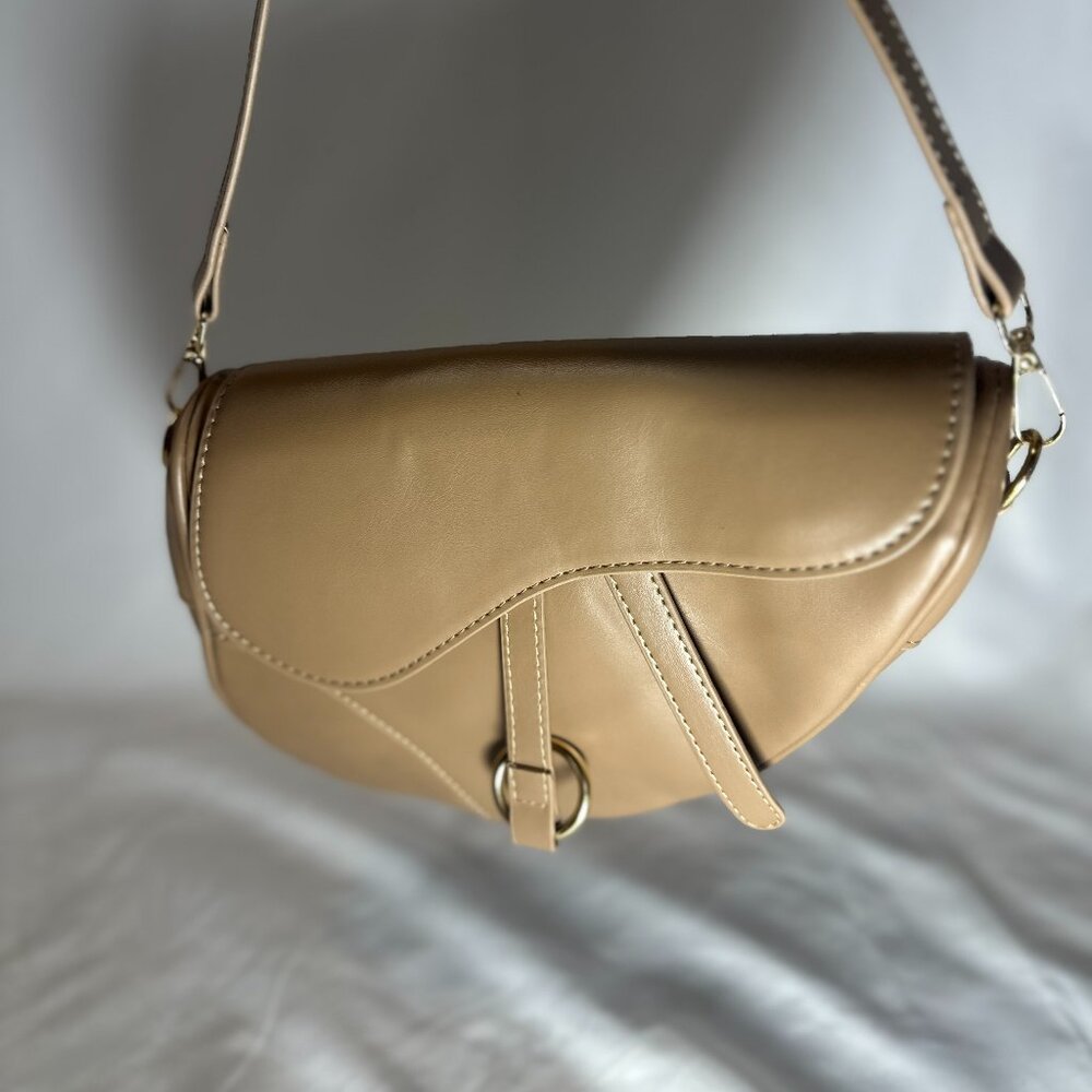 NWT Commense Beige Saddle Bag Faux Leather Crossbody